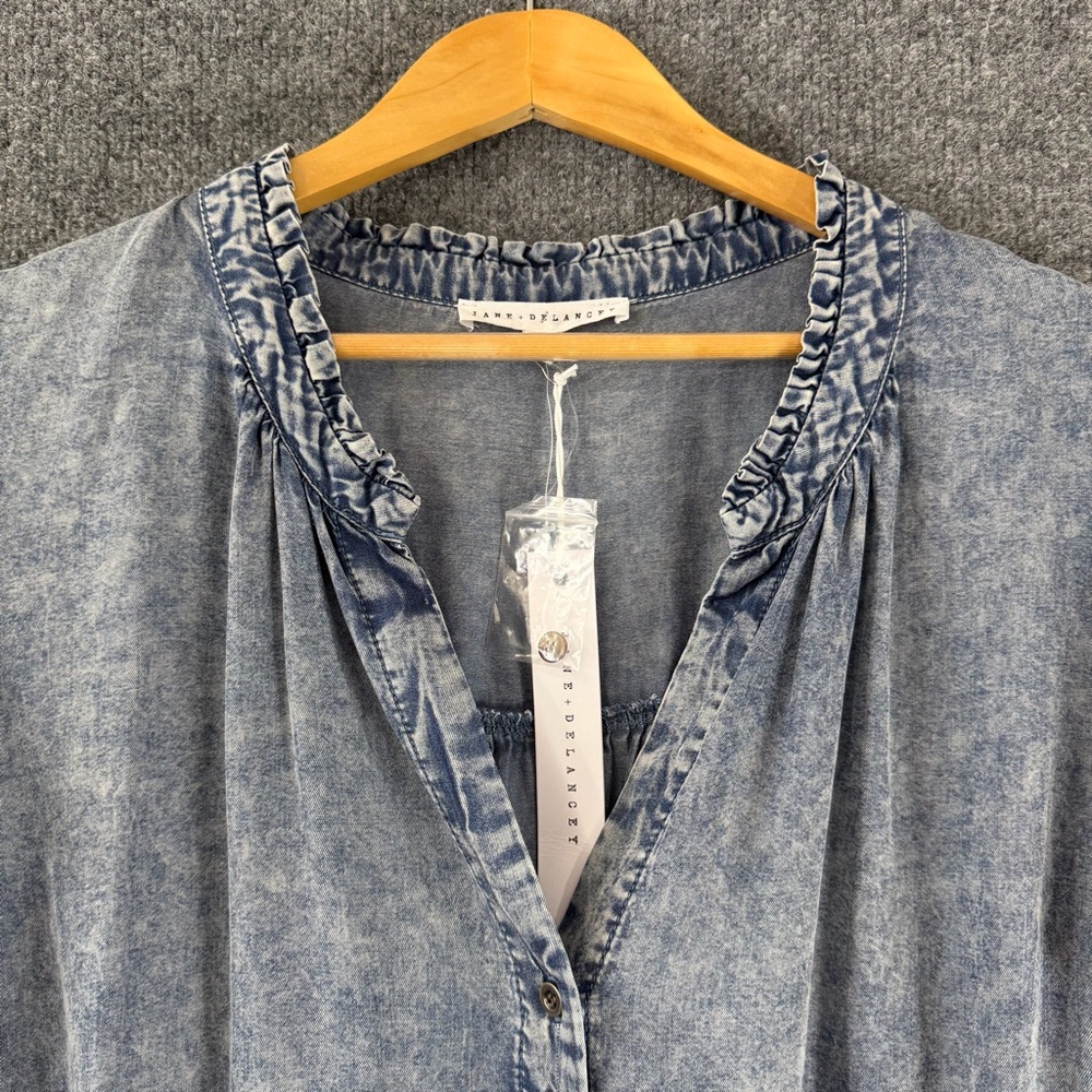 Jane + Delancey Womens Lightweight Denim Button Down Tunic Top Size 1X Blue - Picture 7 of 9